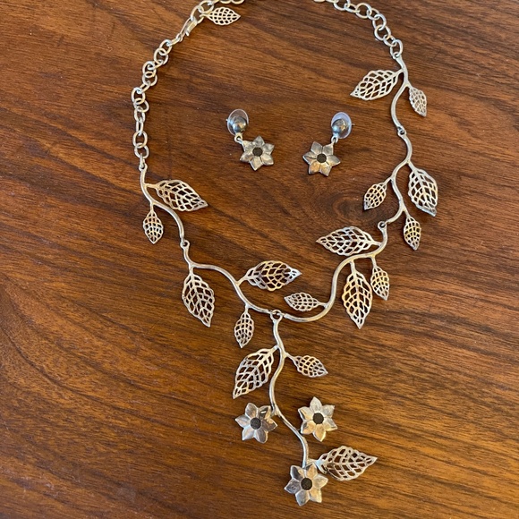 Martha Vargas Hand Made Delicate Sterling Silver Necklace, Pierced Earrings Set!